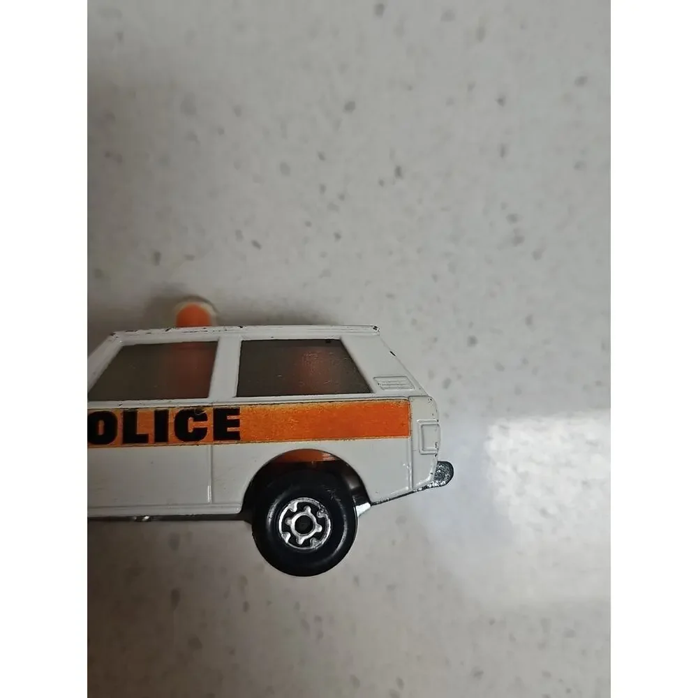 Matchbox Superfast #20‎ Police Patrol Range Rover Rola-matics 1975 Lesney